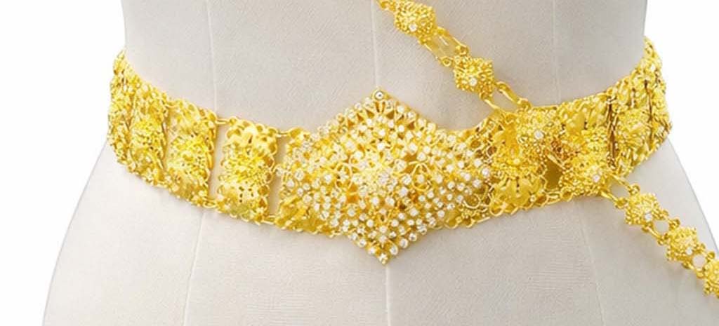 Thai Traditional Bridal Jewelry Set – Gold with Silver Stones