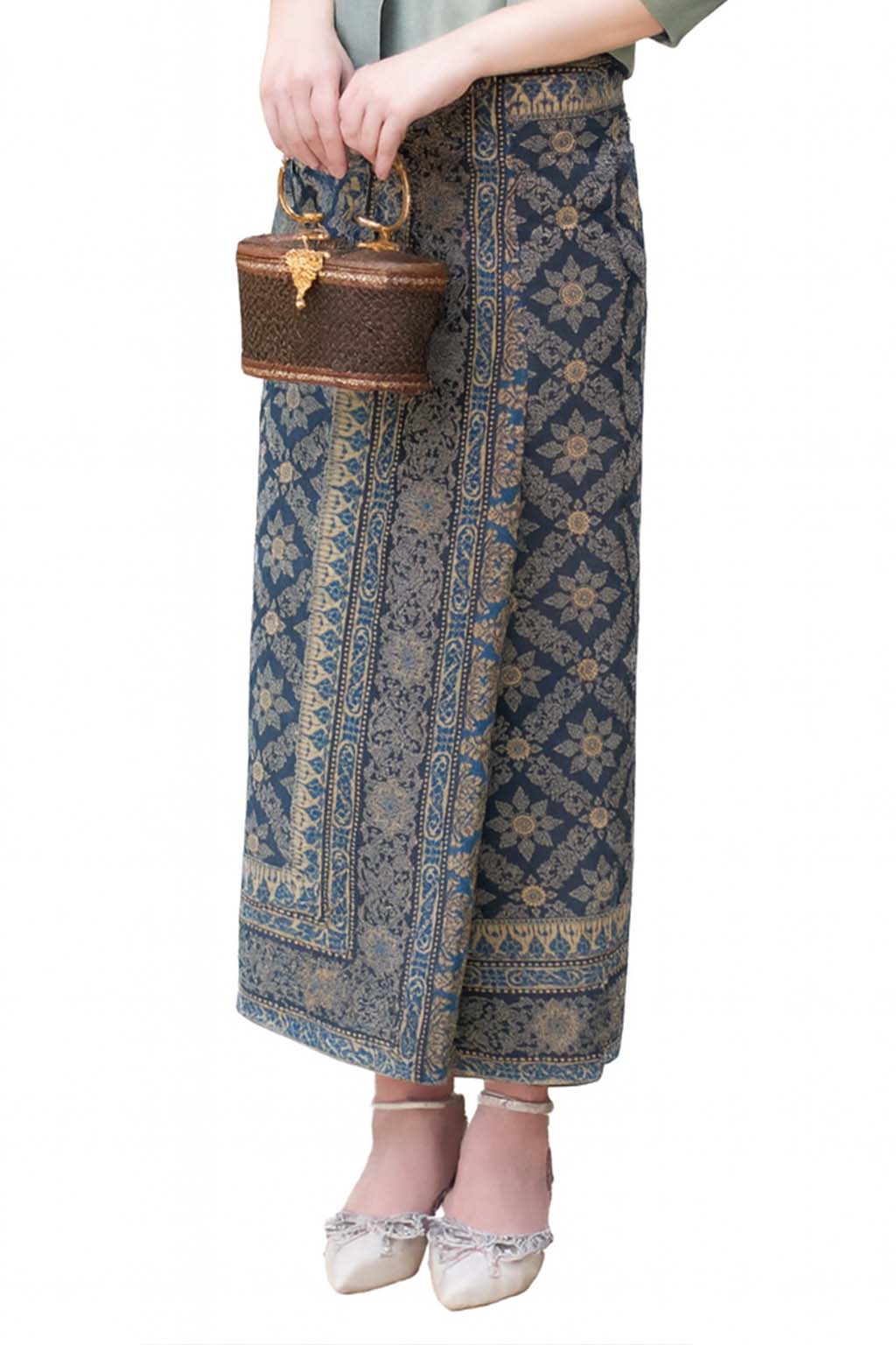 Ladies Luxury Thai Dress 2 Piece Set - Women's Formal Wedding Guest Attire Outfit