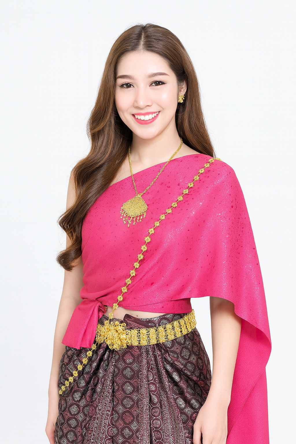 Siam Regal's "Sukhothai Charm" Collection